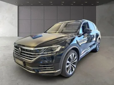 Gebraucht VW Touareg Elegance 381 PS (280 kW) 2023 Schwarz SUV