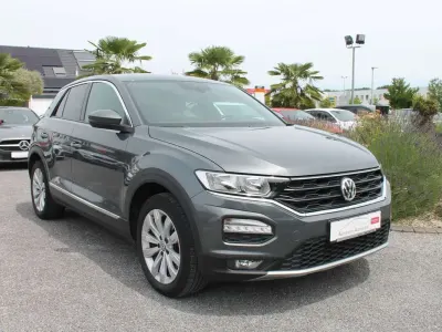 Gebraucht VW T-Roc 150 PS (110 kW) 2019 Grau SUV
