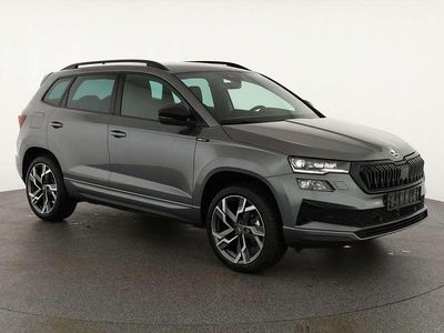 Graphite grau metallic Neu 2025 Skoda Karoq SportLine SUV | 40.395 € (Fairer Preis)