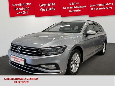 Second-hand VW Passat Business 150 CP (110 kW) 2023 Argintiu Break