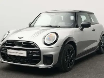 Używany Mini John Cooper Works 156 KM (114 kW) 2025 Szary Hatchback