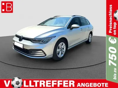 Gebraucht VW Golf VIII Life 150 PS (110 kW) 2023 Silber Kombi