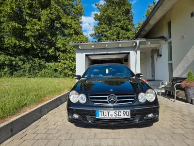 Gebraucht Mercedes CLK200 Avantgarde 184 PS (135 kW) 2007 Schwarz Cabrio