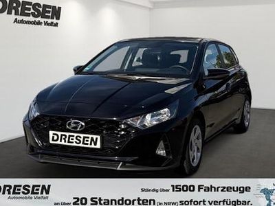 Gebraucht Hyundai i20 Select 100 PS (73 kW) 2021 Schwarz Limousine