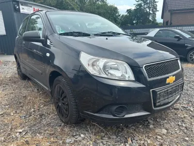 Gebraucht Chevrolet Aveo 84 PS (61 kW) 2010 Kleinwagen