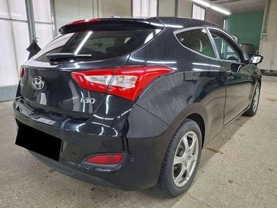 Schwarz Gebraucht 2015 Hyundai i30 Classic Limousine | 7.200 €