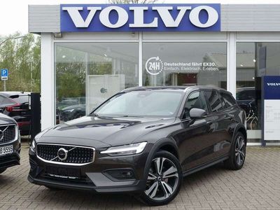 gebraucht Volvo V60 CC B4 AWD Plus/Kamera/AHK/H&K