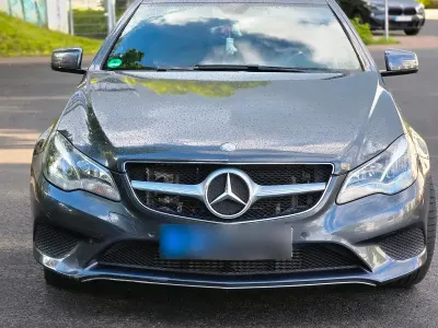 Gebraucht Mercedes E220 170 PS (125 kW) 2015 Grau Coupé