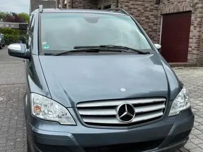 Gebraucht Mercedes Viano Edition 163 PS (119 kW) 2012 Grau Van / Kleinbus