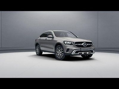 Używany Mercedes GLC300e 320 KM (235 kW) 2021