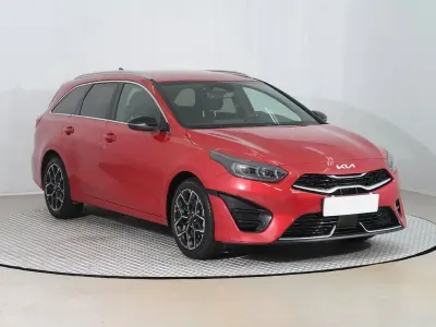 Gebraucht Kia Ceed GT GT-Line 140 PS (102 kW) 2025 Rot Kombi