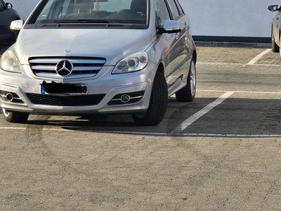 Second-hand Mercedes B160 95 CP (69 kW) 2010 Argintiu Monovolum