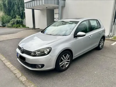 Gebraucht VW Golf VI 80 PS (58 kW) 2009 Silber Limousine