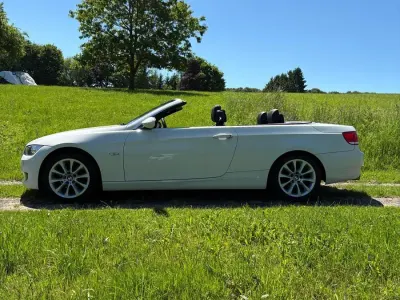 Gebraucht BMW 320 Cabriolet 170 PS (125 kW) 2009 Weiß Cabrio