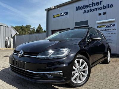 Gebraucht VW Golf VII Highline 150 PS (110 kW) 2019 Deep black perleffekt Kleinwagen
