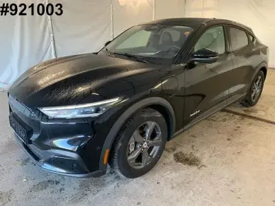 Gebraucht Ford Mustang Mach-E 197 kW (269 PS) 2022 Schwarz SUV