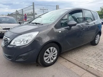 Gebraucht Opel Meriva Innovation 120 PS (88 kW) 2013 Grau Van / Kleinbus