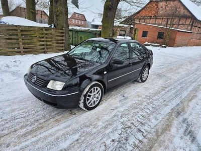 Gebraucht VW Bora 110 PS (80 kW) 2002 Schwarz Limousine