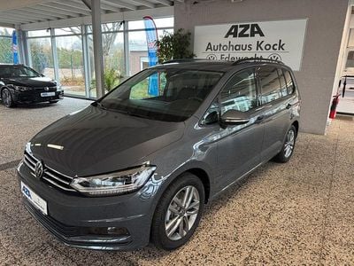 Neu VW Touran Comfortline 150 PS (110 kW) 2026 Grau Van / Kleinbus