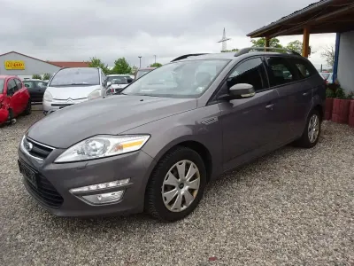 Second-hand Ford Mondeo Trend 140 CP (102 kW) 2011 Maro Break