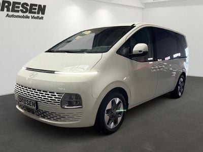 Gebraucht Hyundai Staria Trend 225 PS (165 kW) 2024 Weiss Van / Kleinbus