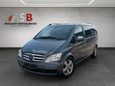 Usata Mercedes Viano Edition 224 CV (164 kW) 2012 Grigio Monovolume
