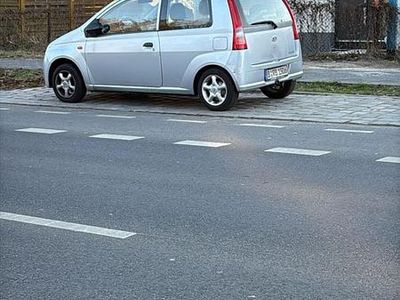 Silber Gebraucht 2003 Daihatsu Cuore Kleinwagen | 1.900 €