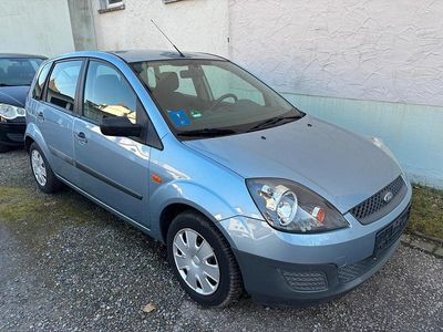 Gebraucht Ford Fiesta 51 PS (37 kW) 2006 Blau Kleinwagen