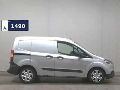 Gebraucht Ford Transit Trend 101 PS (74 kW) 2022 Polarsilber metallic Limousine