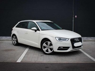 Gebraucht Audi A3 Attraction 110 PS (80 kW) 2015 Kombi