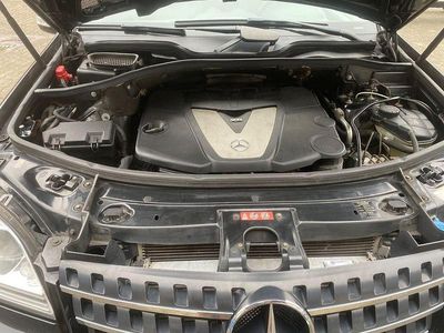 Gebraucht Mercedes ML320 224 PS (164 kW) 2008 Schwarz SUV