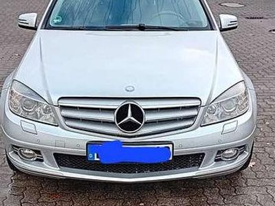 Gebraucht Mercedes C200 Avantgarde 136 PS (100 kW) 2011 Grau Limousine