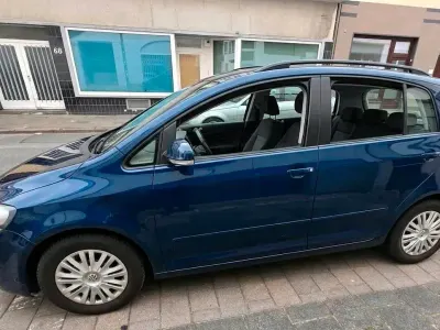 Gebraucht VW Golf VI 102 PS (75 kW) 2009 Blau Kleinwagen