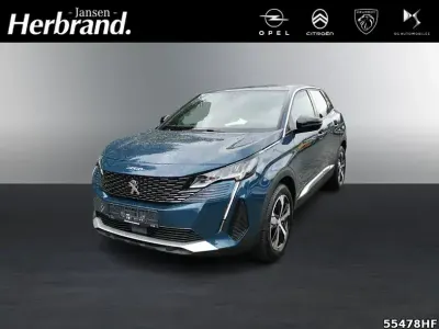 Gebraucht Peugeot 3008 Allure 131 PS (96 kW) 2023 Lackierung blau celebes/metall SUV
