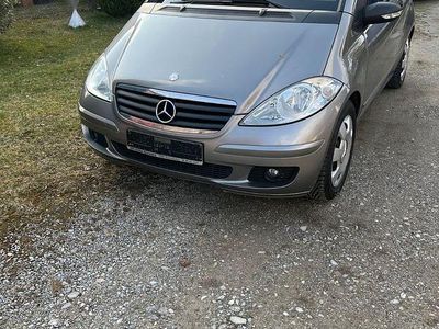 Gebraucht Mercedes A170 Classic 116 PS (85 kW) 2005 Grau Van / Kleinbus