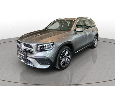 Mercedes GLB220