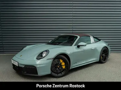 Gebraucht Porsche 992 541 PS (397 kW) 2025 Shadegreenmetallic Coupé