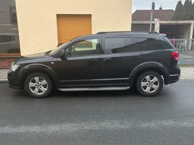 Gebraucht Fiat Freemont 170 PS (125 kW) 2013 Schwarz SUV