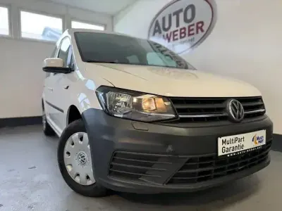 Gebraucht VW Caddy Trendline 102 PS (75 kW) 2019 Candyweiß Van / Kleinbus