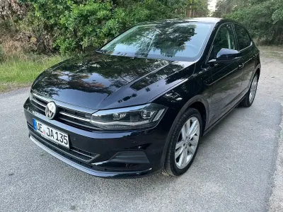 Gebraucht VW Polo 95 PS (69 kW) 2018 Schwarz Kleinwagen