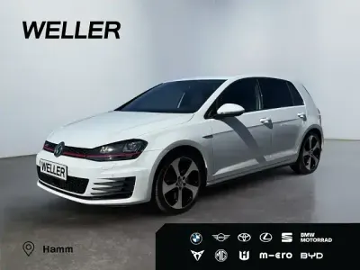 Używany VW Golf VII GTI 230 KM (169 kW) 2016 Biały Sedan/Limuzyna