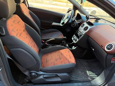 Gebraucht Opel Corsa 80 PS (58 kW) 2012 Grau Kleinwagen