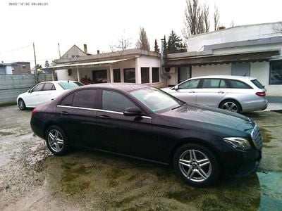 Schwarz Gebraucht 2018 Mercedes E200 Avantgarde Limousine | 9.999 € (Superpreis)