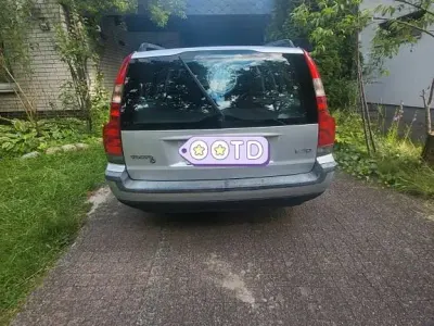 Gebraucht Volvo V70 Momentum 170 PS (125 kW) 2003 Silber Kombi