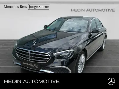 Używany Mercedes E400 Exclusive 340 KM (250 kW) 2022 Czarny Sedan/Limuzyna