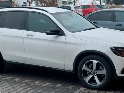 Gebraucht Mercedes GLC220 Night 170 PS (125 kW) 2018 Weiß SUV