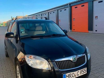 Schwarz Gebraucht 2007 Skoda Fabia Elegance Limousine | 2.850 € (Fairer Preis)