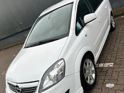 Brugt Opel Zafira OPC 125 HK (91 kW) 2012 Hvid MPV