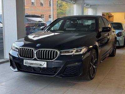Gebraucht BMW 545e M Sport 394 PS (289 kW) 2022 Schwarz Limousine