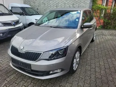 Gebraucht Skoda Fabia Clever 110 PS (80 kW) 2018 Beige Limousine